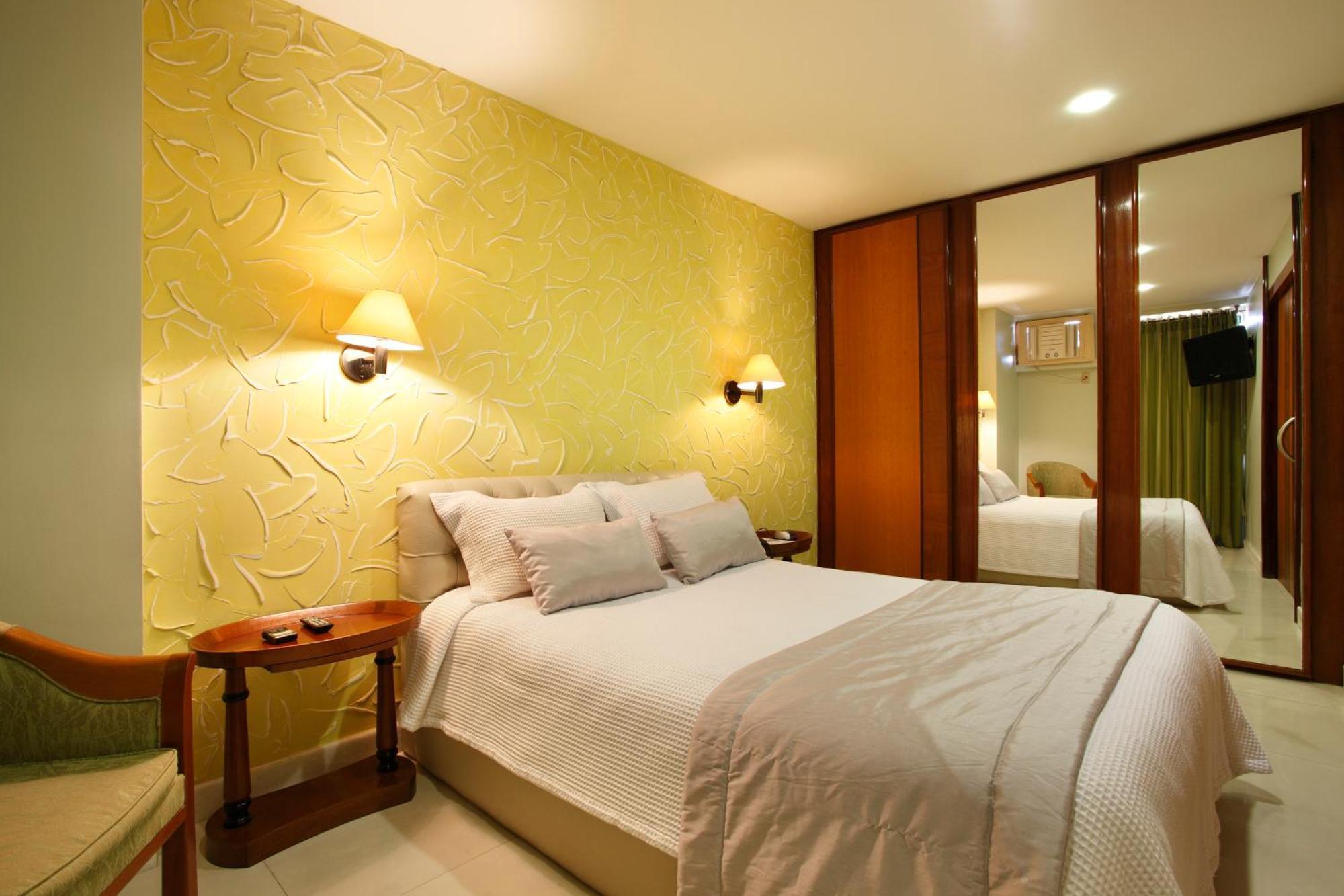 Queen Suite Spa Bath