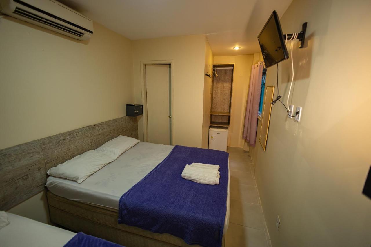 Suite Private Bathroom,1419165348:JPEG