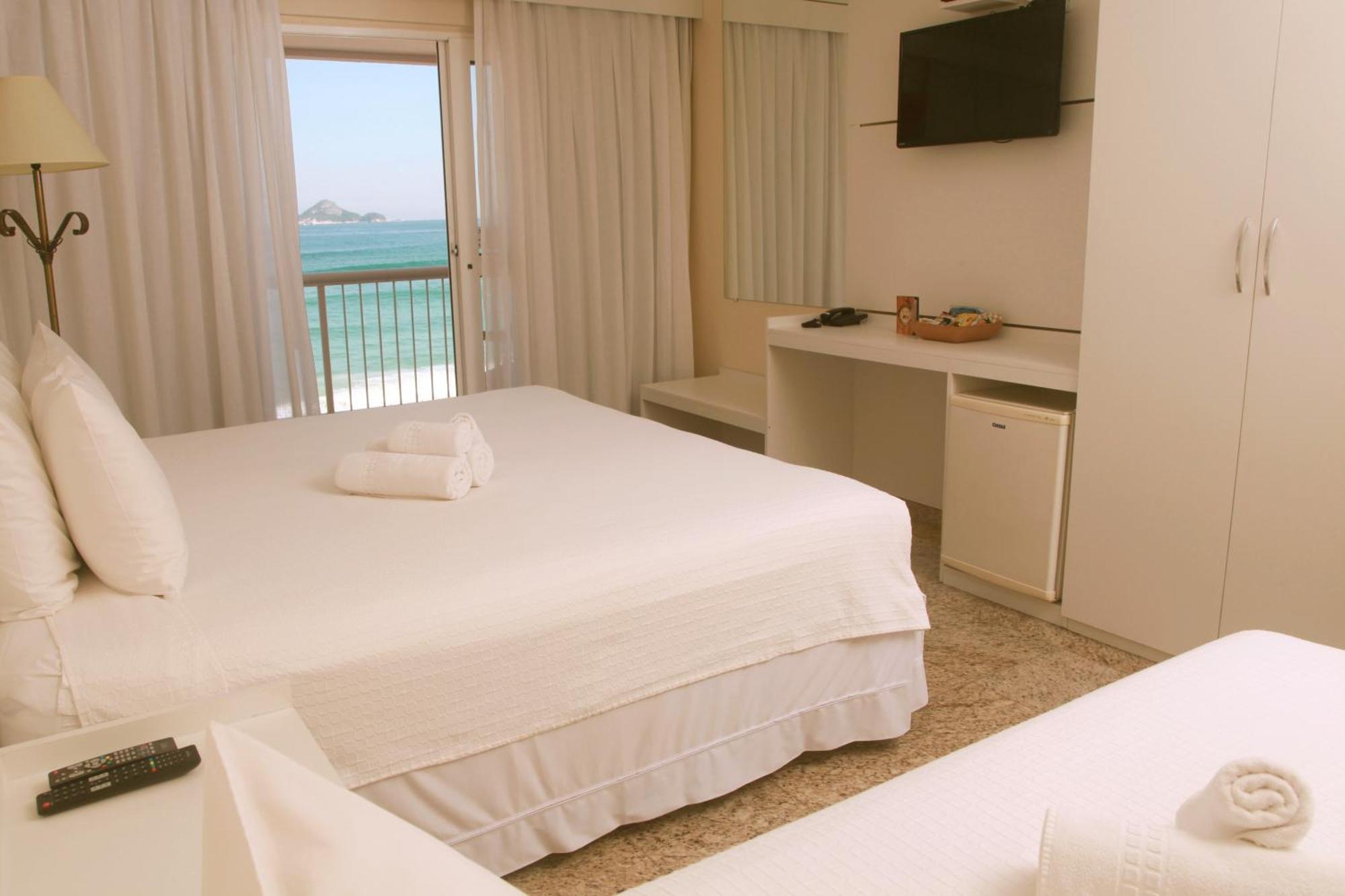 Standard Triple Room Sea View