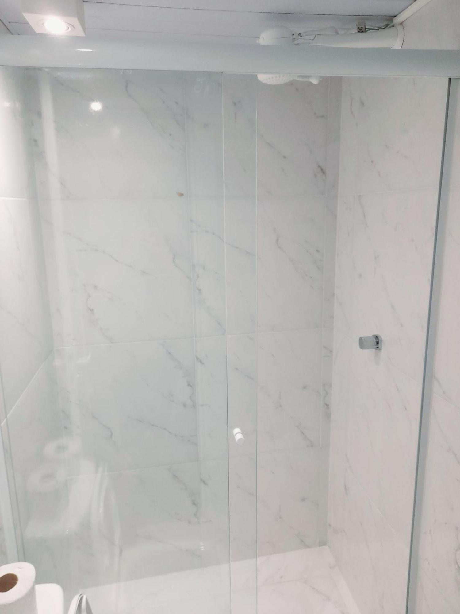 Family Room Private Bathroom