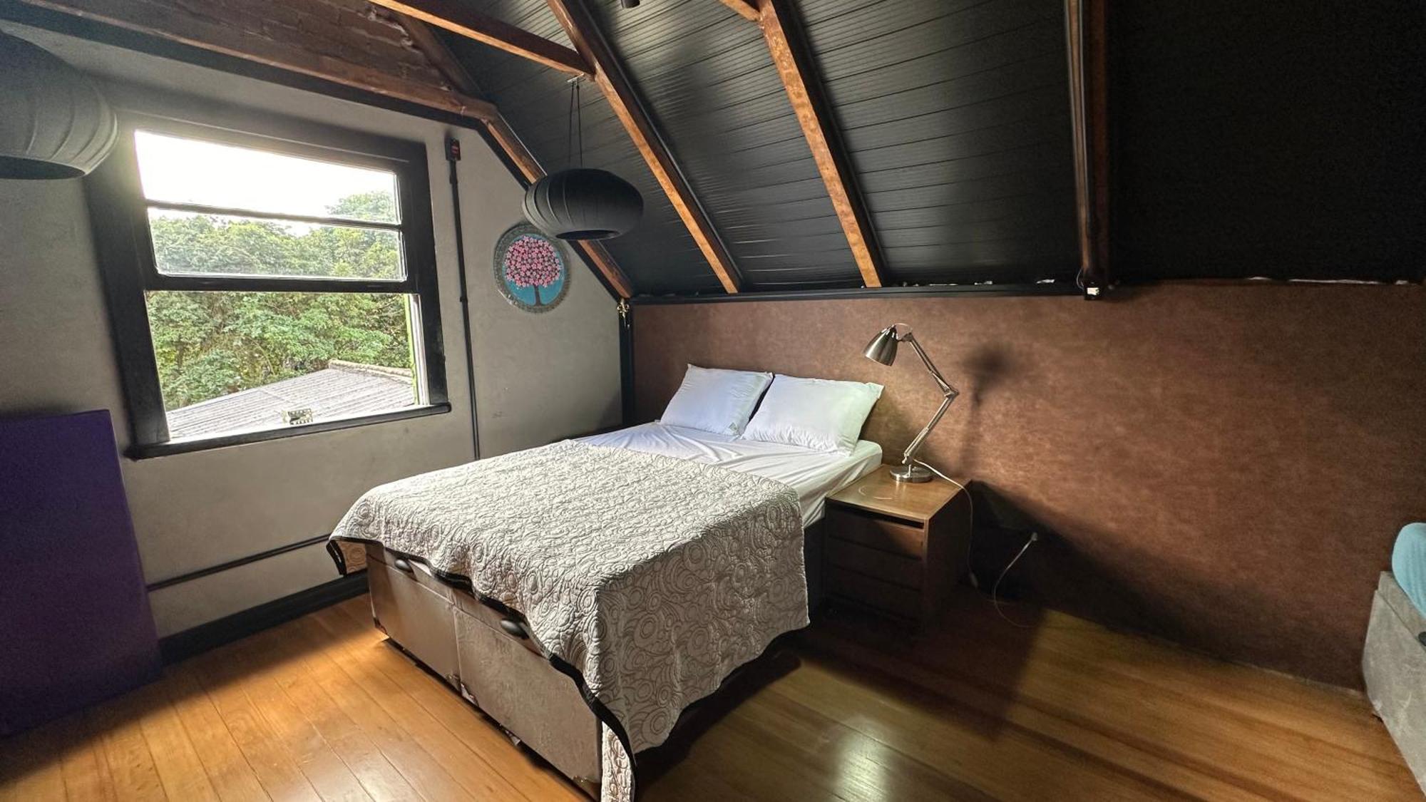 Quarto Duplo Amplo