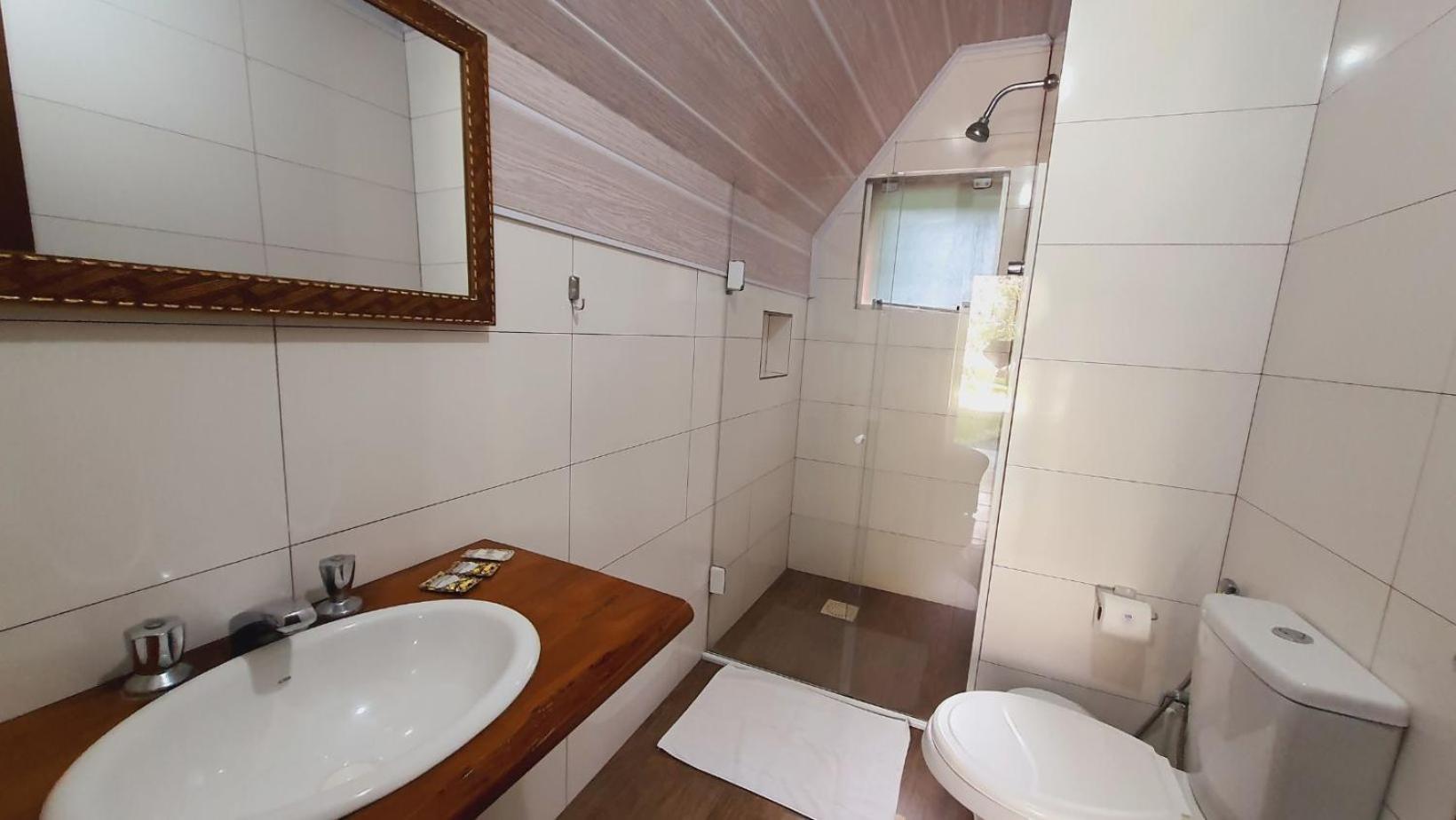 Chalet,1592200280:JPEG