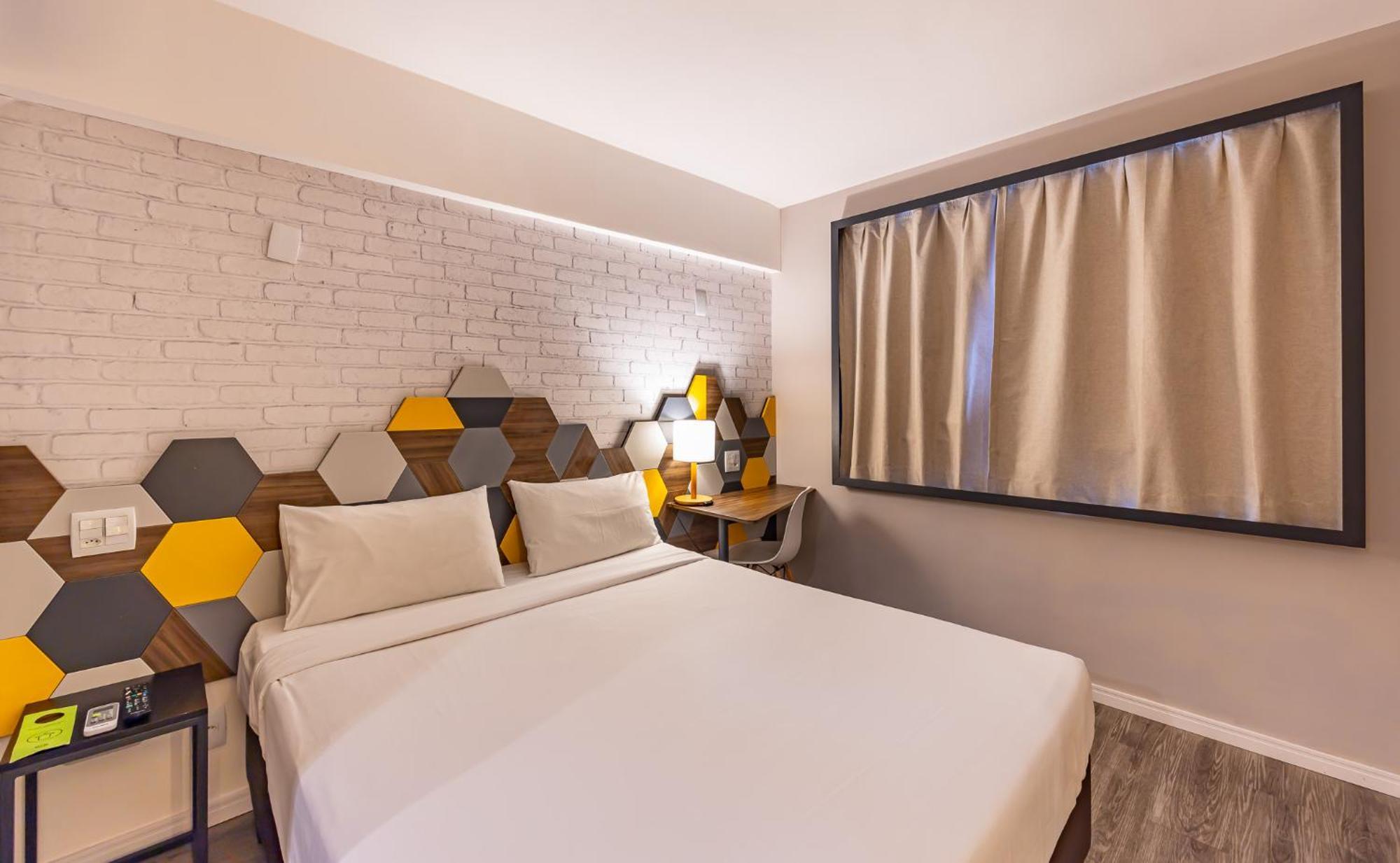 Quarto Duplo