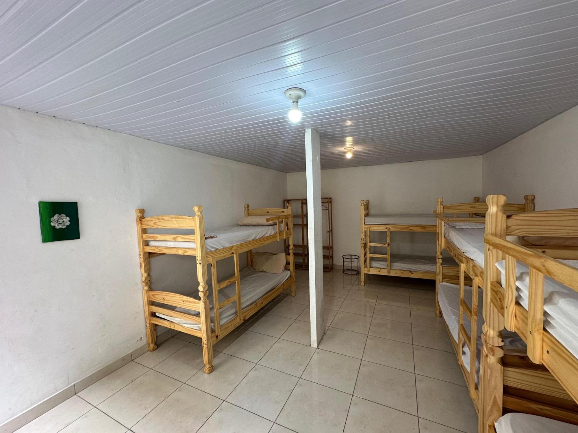 Quarto Família com Banheiro Compartilhado