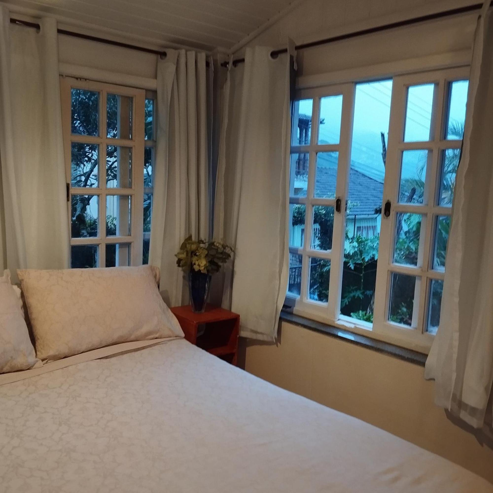 Quarto Duplo