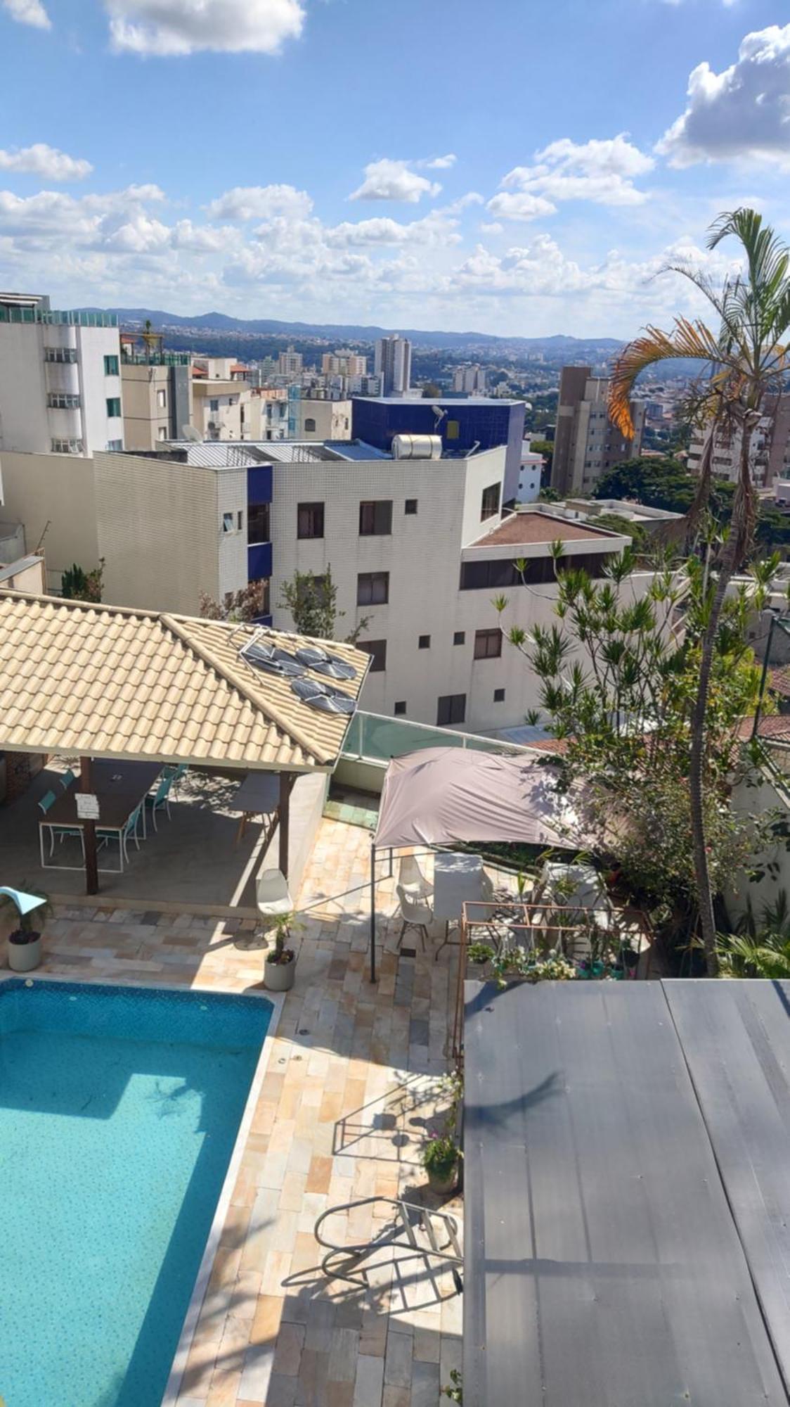 Quarto Quádruplo com Varanda