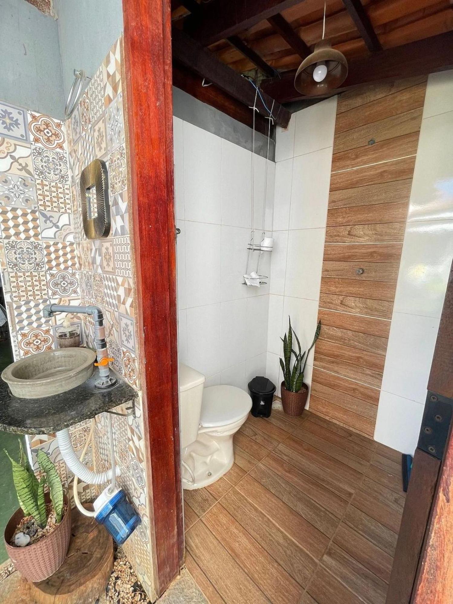 Quarto Triplo com Vista para a Piscina