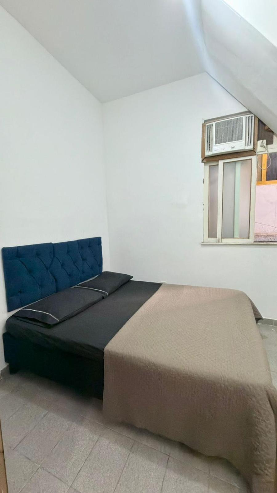 Quarto Duplo