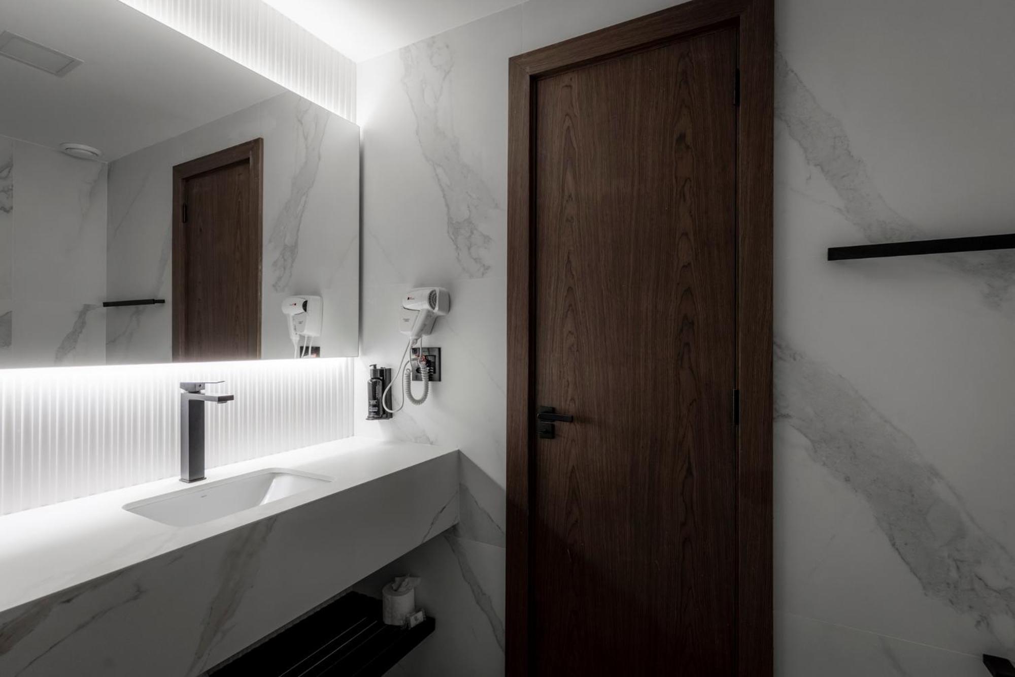 Luxury Triple Room