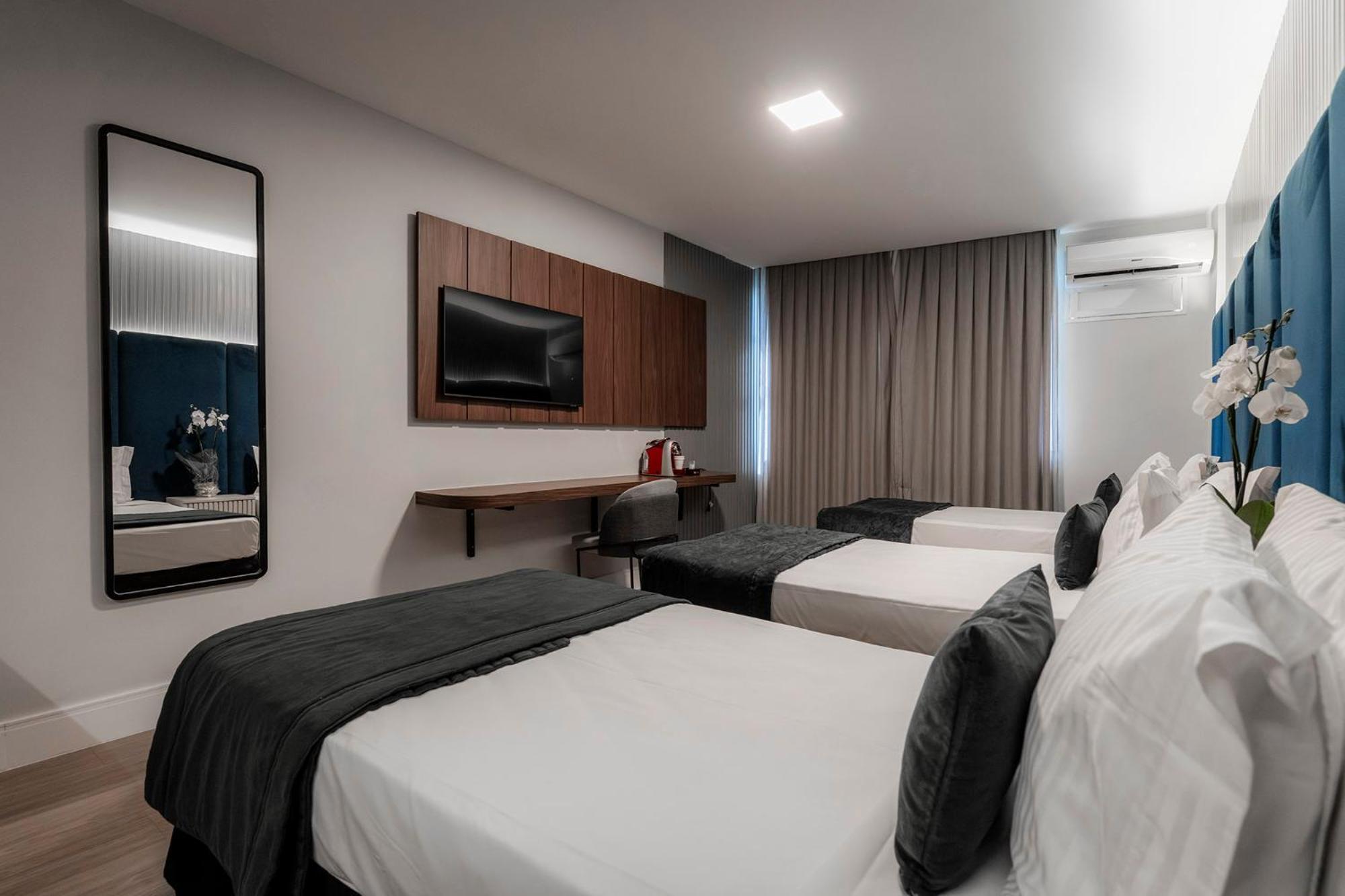Luxury Triple Room