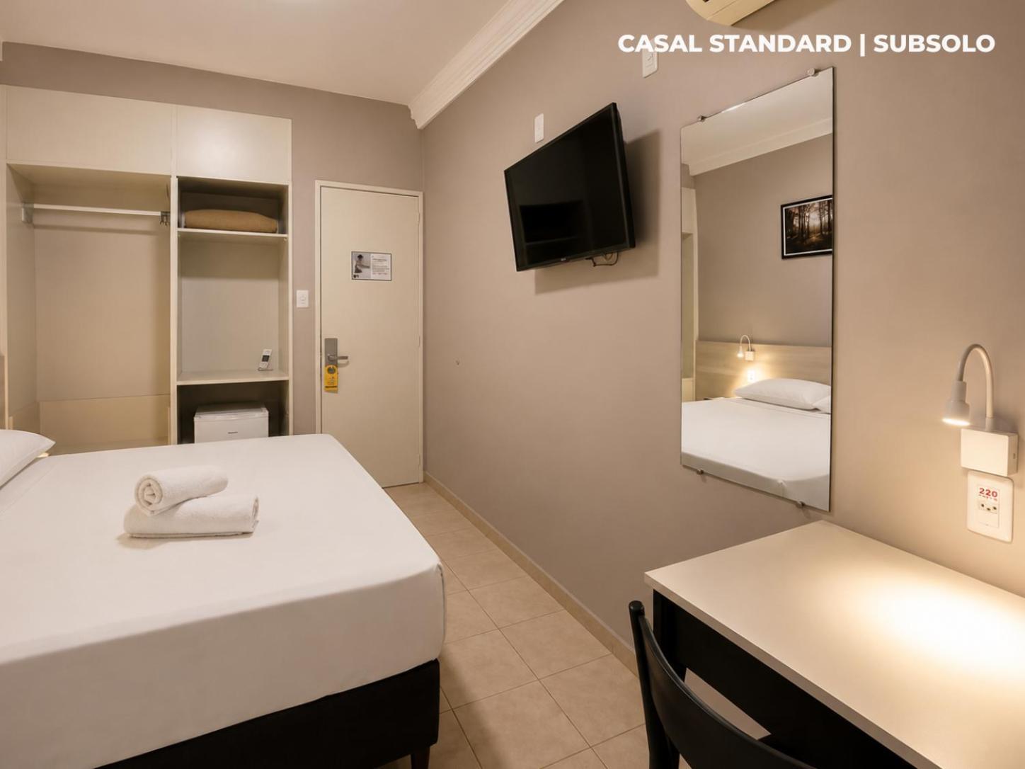 Quarto Duplo Standard