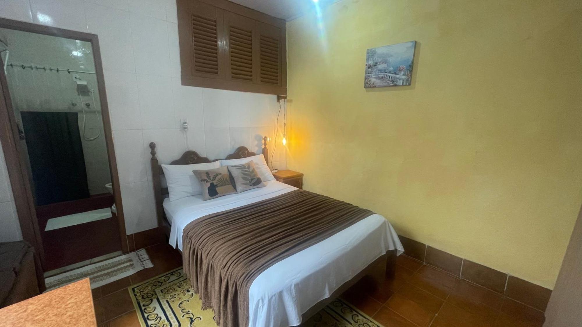Double Room Private Bathroom