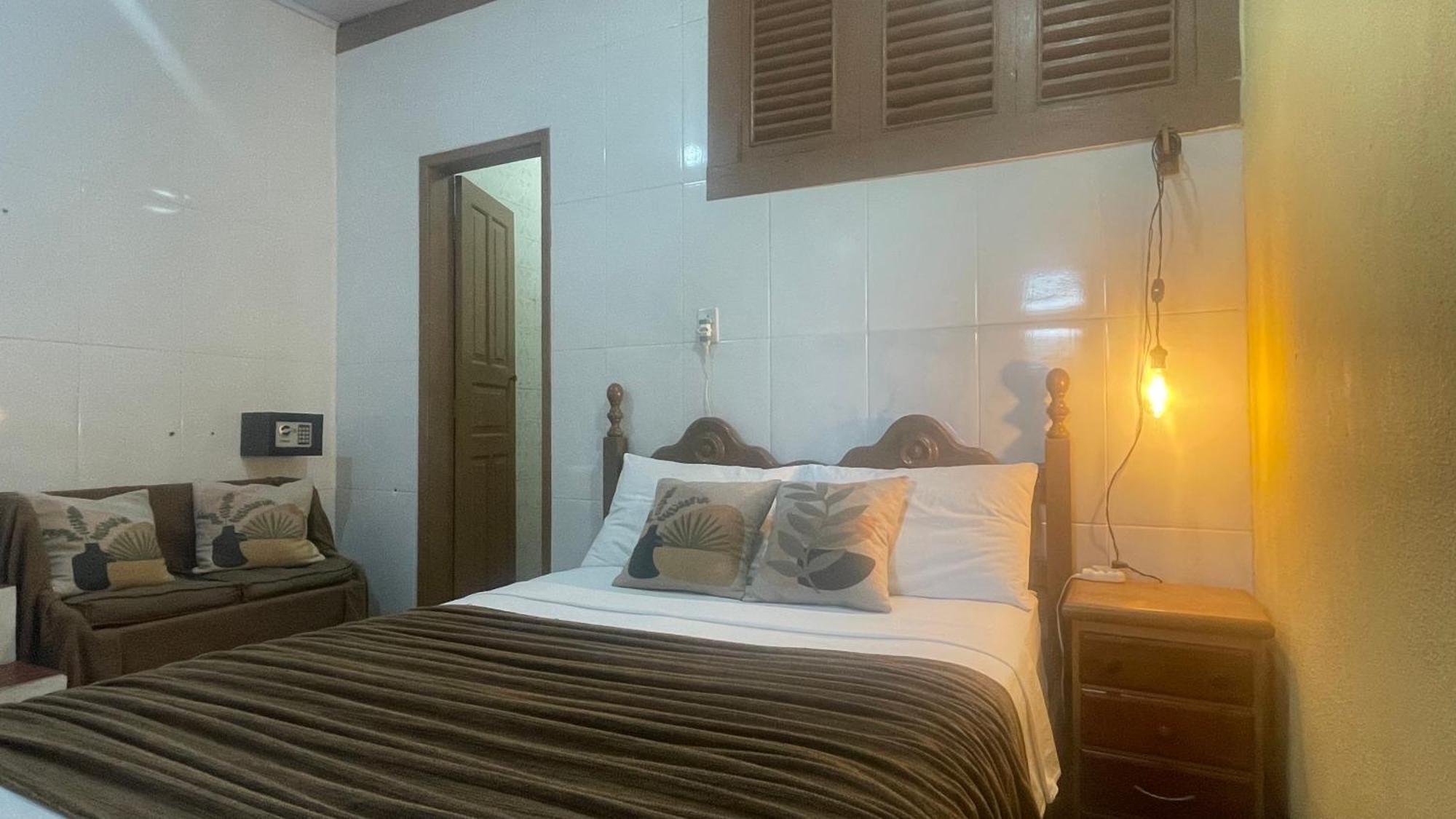 Double Room Private Bathroom