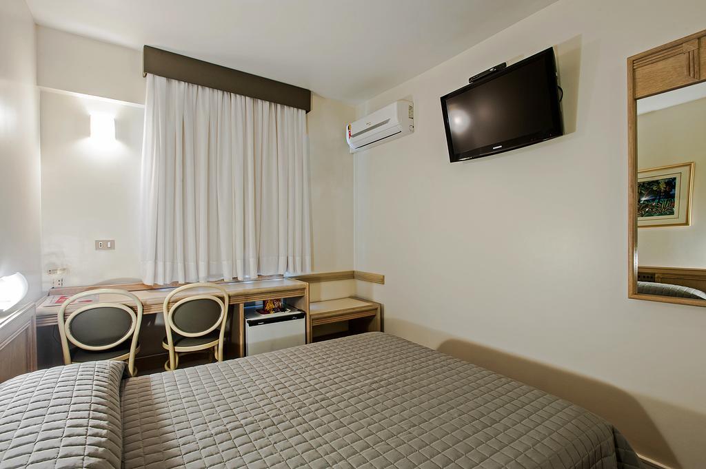 Quarto Duplo Deluxe