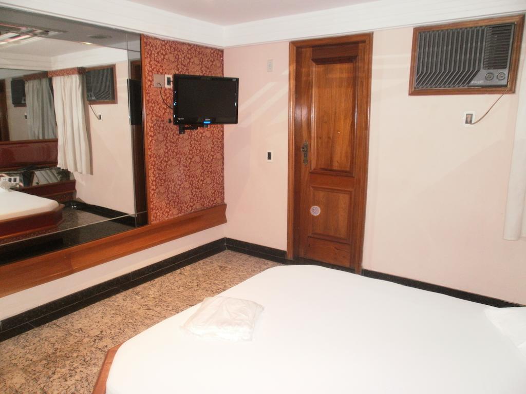 Quarto Duplo Standard