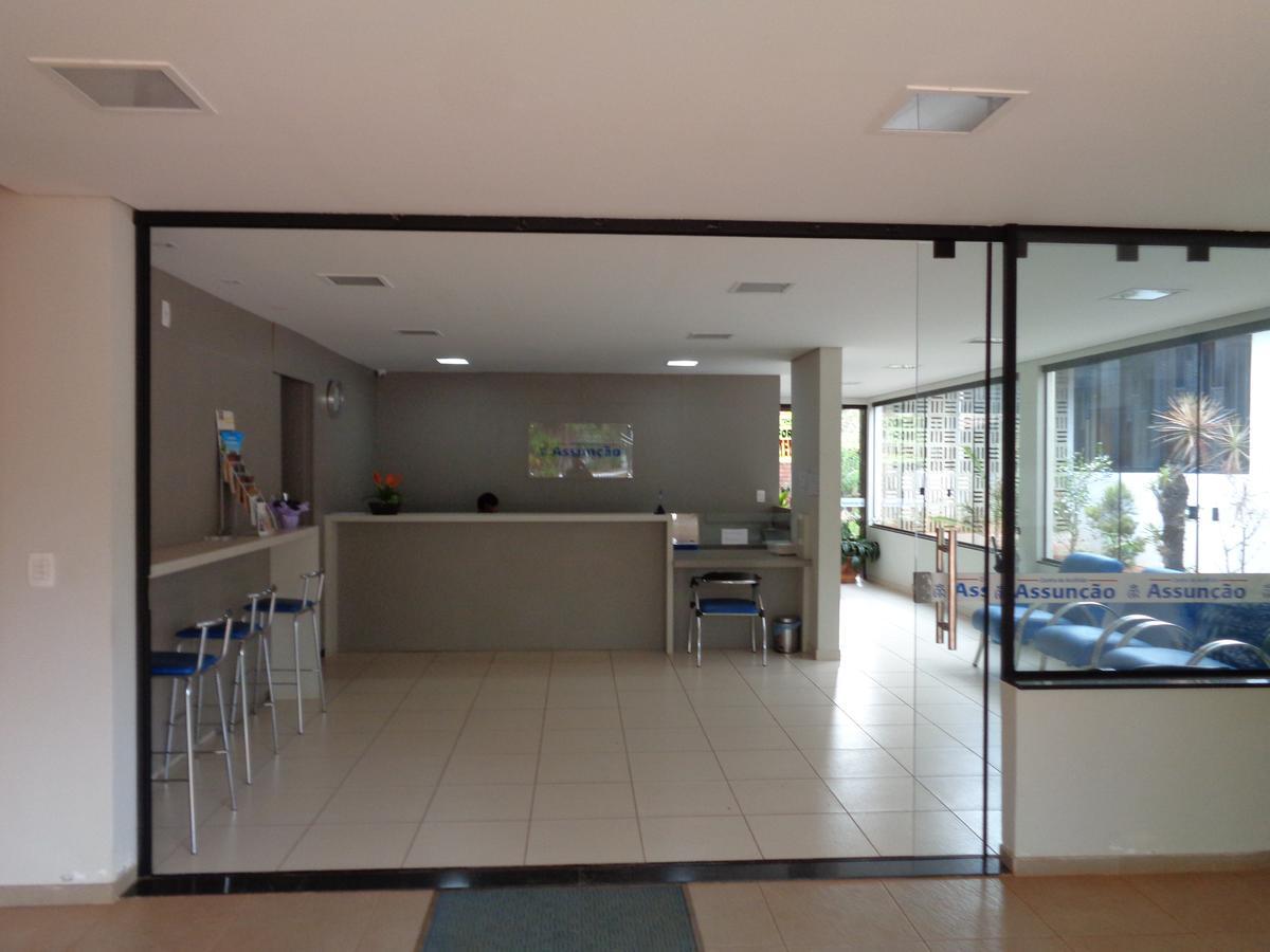 Quarto Econômico com 2 Camas de Solteiro