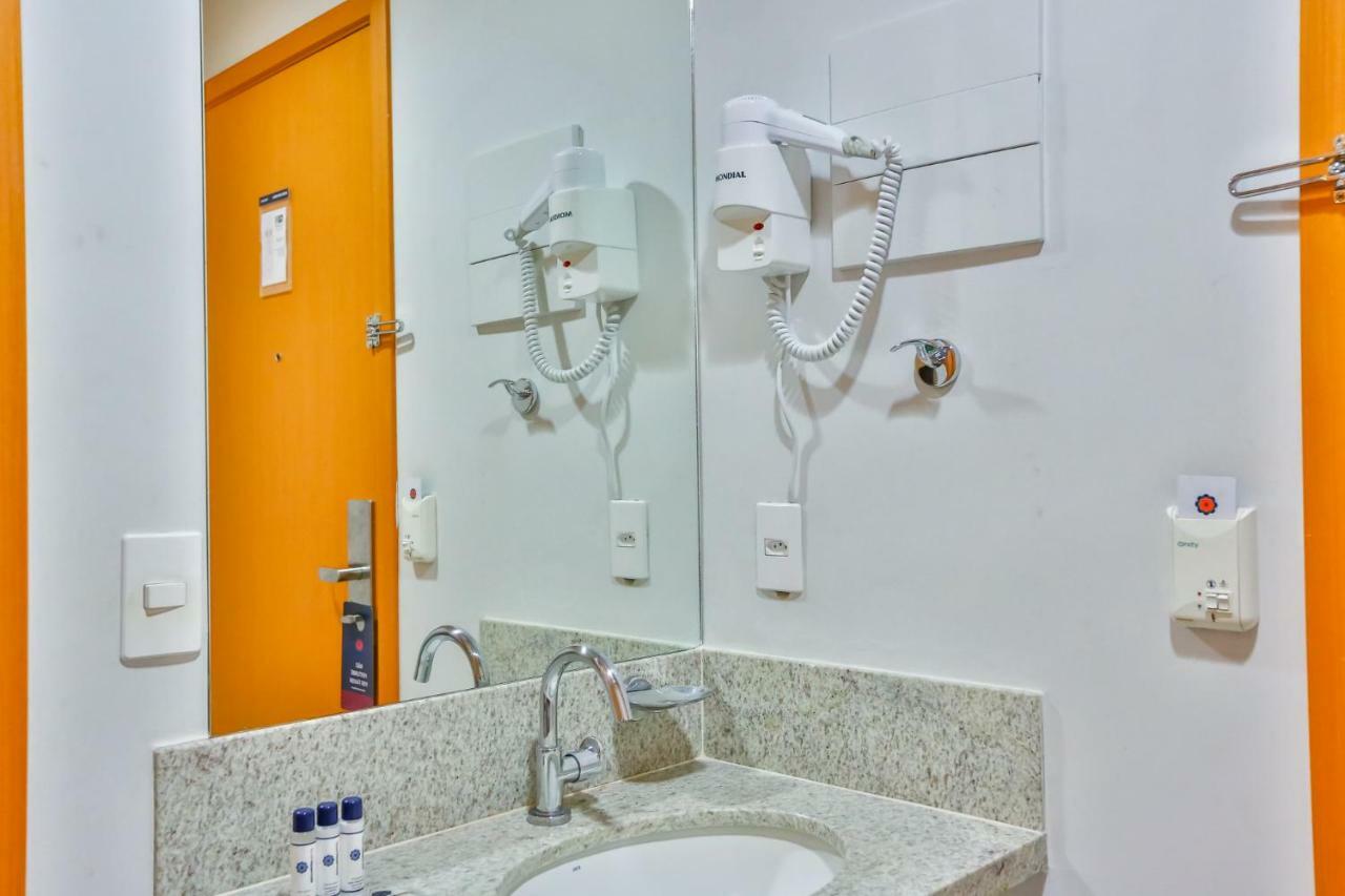 Quarto Superior com Cama Queen-size