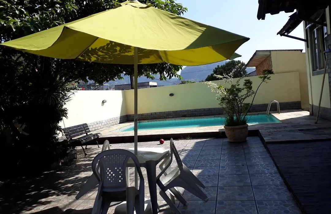 Guet House Colonial-1
