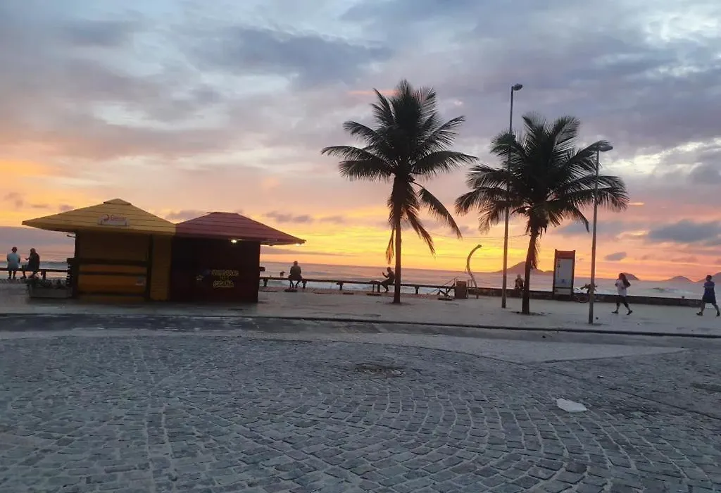 Hostel Praia Do Recreio-1