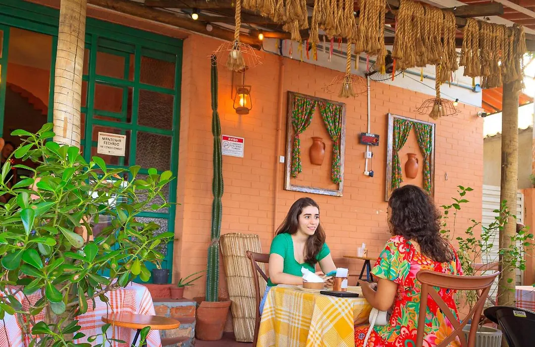 Cacau Hostel Cafe-1