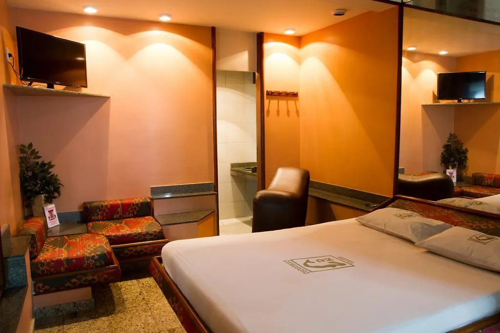 Motel Comodoro (Adults Only)-1