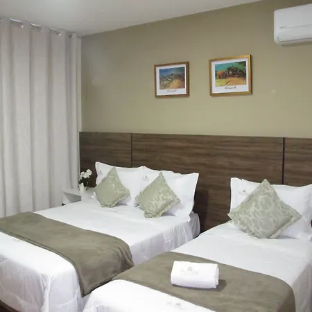 Hotel&Pousada Princesa Isabel Rua Teresa-2