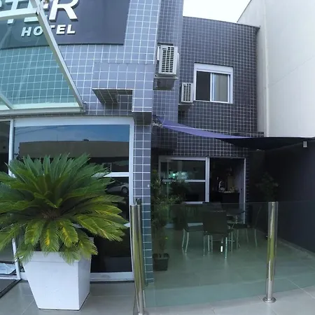 Hollyster Hotel-2