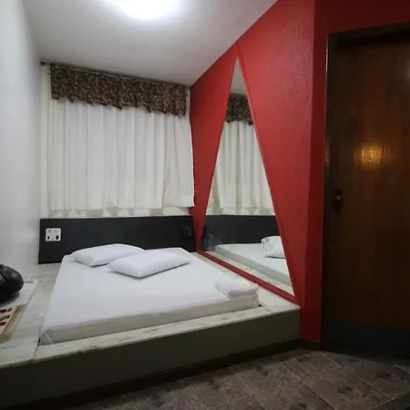 Motel Strattus (Adults Only)-3