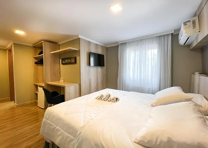 Hotel BaratoPousada Viena