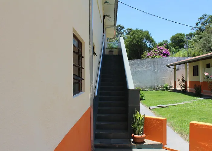 Hotel BaratoPousada Vale da Montanha