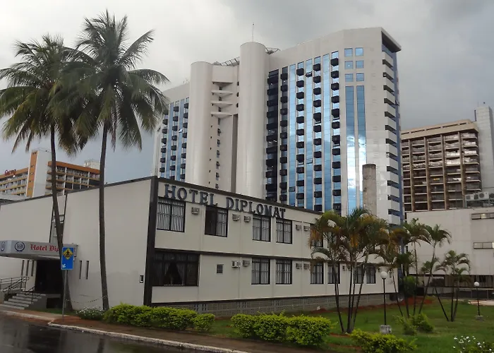 Hotel BaratoDiplomat By Bsb Inn