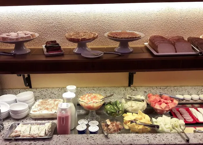 Hotel BaratoVia Serena